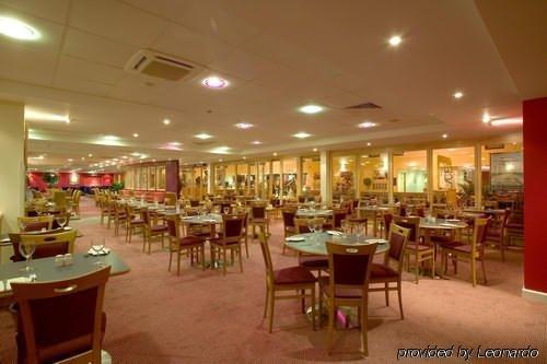 Premier London Heathrow Airport T2 & T3 - Bath Road 3*